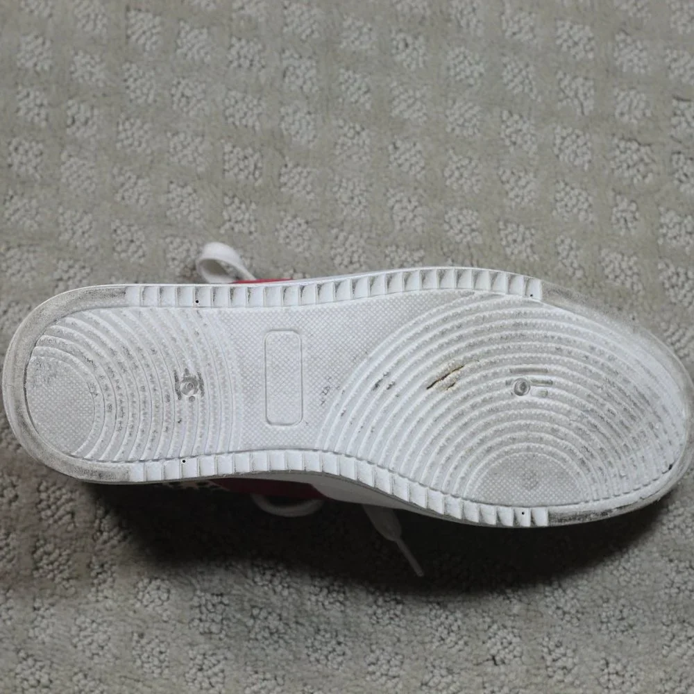 Qupid Size 8.5 White, Maroon and Animal Print Sneakers